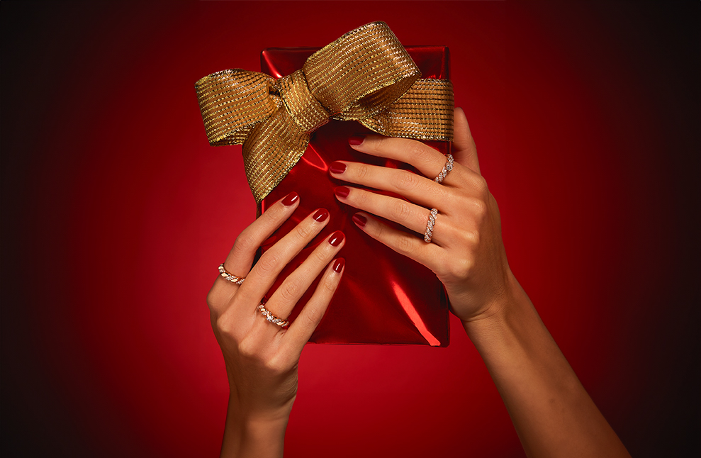 6-Gift-Ideas-For-This-Christmas-–-Lab-Grown-Diamonds-Jewelry