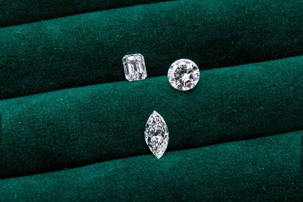 Guide to Buying Diamond Jewelry With Shape and Cut