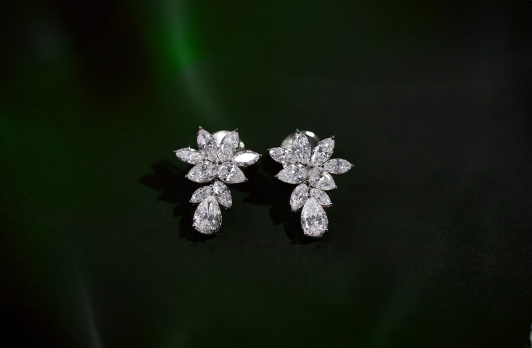 5 Stylish Lab Grown Diamond Earring Design Trend That Attract More