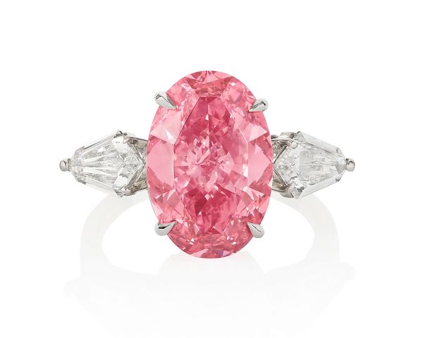 Lab Grown Pink oval cut Diamond Engagement Ring