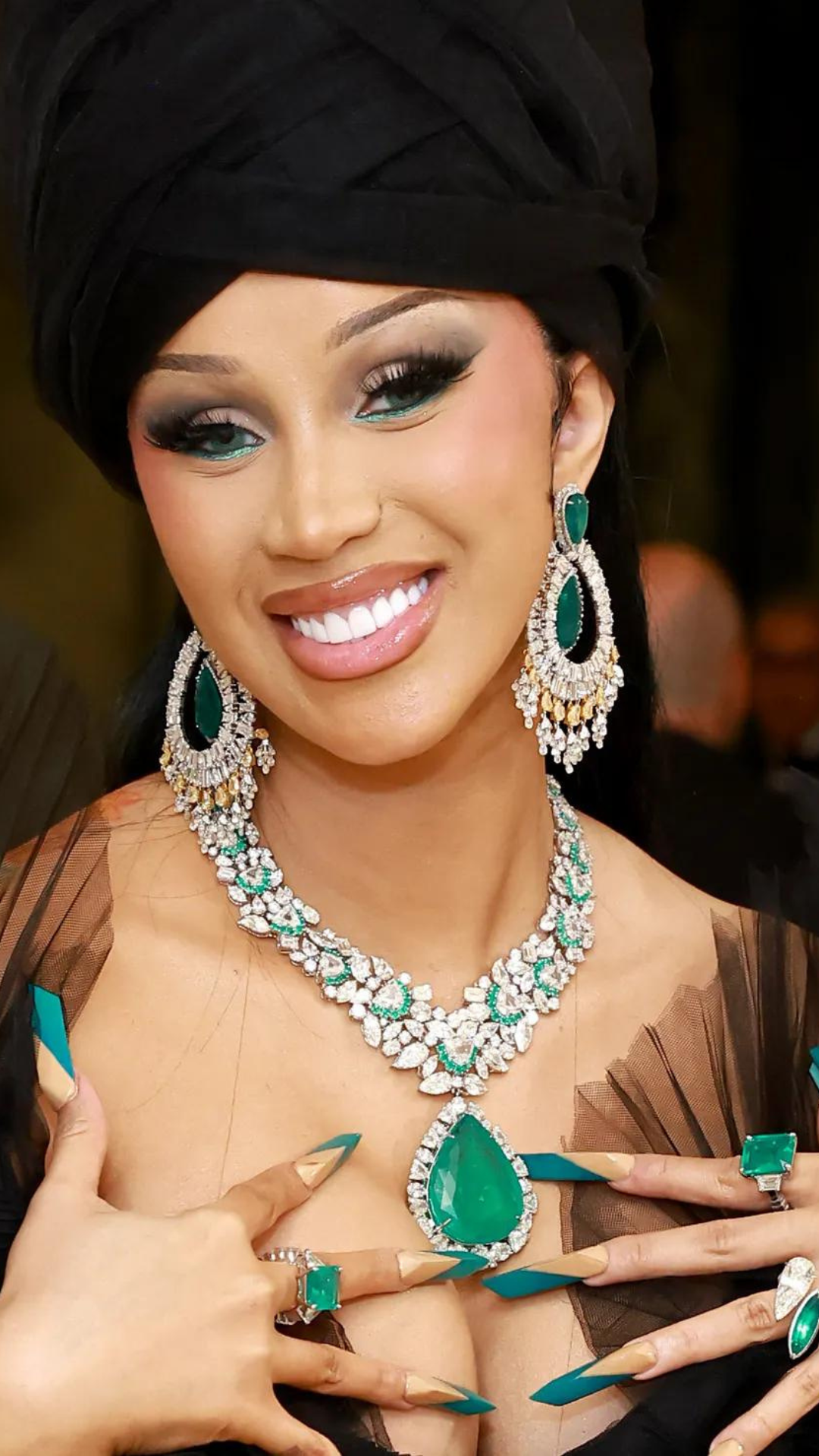 Cardi B Embraces Emerald Jewelry at the 2024 Met Gala Fine Grown Diamonds