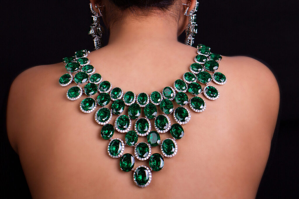 luxury high jewelry necklace | emerald necklace | high end jewelry